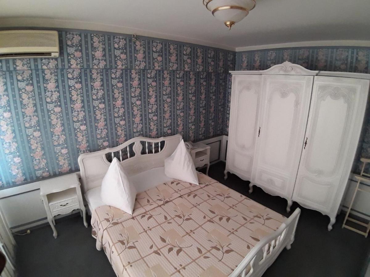 Hotel Turist Chisinau Ngoại thất bức ảnh